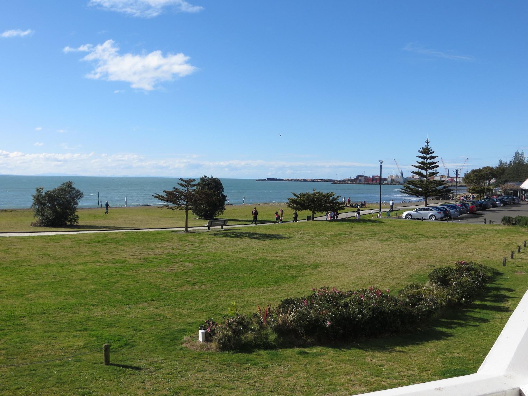 Harbour View Motel On Ahuriri Beach In Napier Nz With Sea View Suites Екстер'єр фото