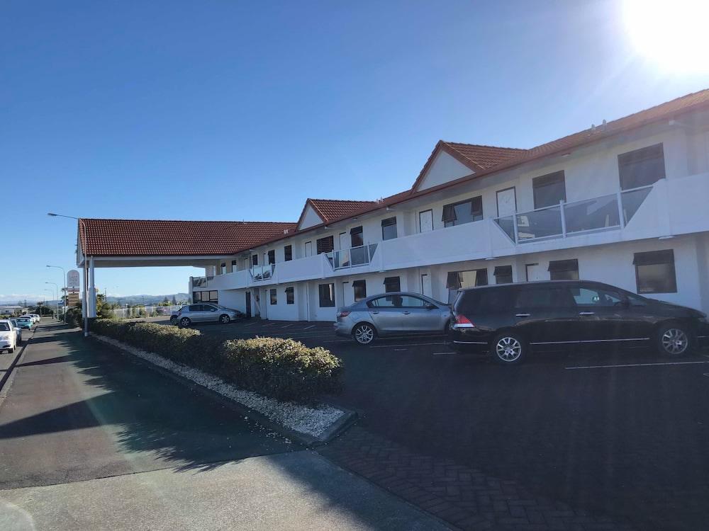 Harbour View Motel On Ahuriri Beach In Napier Nz With Sea View Suites Екстер'єр фото